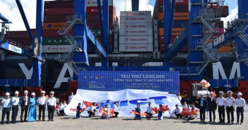 Cảng container quốc tế Tân Cảng Hải Phòng đón container thứ 1 triệu