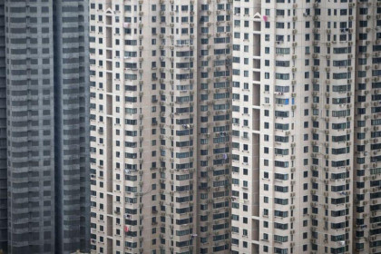 Trung Quốc cân nhắc bơm 1.000 tỷ nhân dân tệ vốn lãi suất thấp, vực dậy thị trường bất động sản