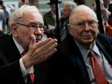 “Đầu tư giá trị”: Chiến lược làm nên thành công của bộ đôi tỷ phú Warren Buffett – Charlie Munger
