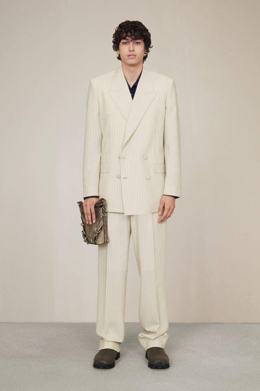 Givenchy Pre-Fall 2024 nổi bật với kỹ thuật đường may tinh tế