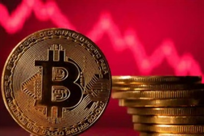 Thị trường tiền ảo bị bán tháo vì chốt lời, Bitcoin rớt mốc 41,000 USD