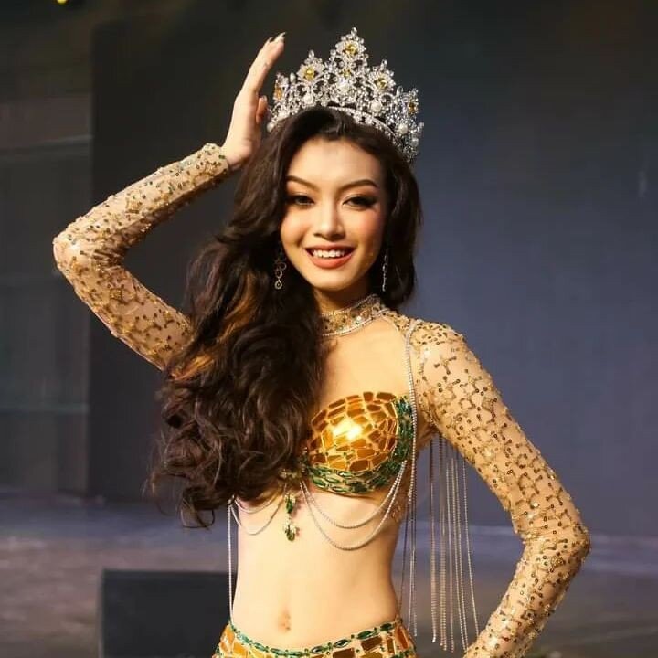 Nhan sắc cô gái 16 tuổi đăng quang Hoa hậu Hòa bình Myanmar