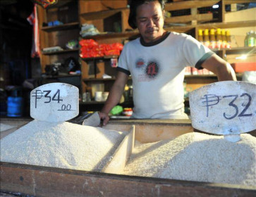 Giá gạo tăng khiến lạm phát vẫn dai dẳng ở châu Á
