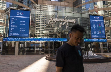 Bế tắc kế hoạch IPO khiến nhiều doanh nghiệp Hồng Kông cạn tiền
