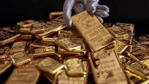 Vàng thế giới giảm xuống dưới mốc 2,010 USD, thấp nhất trong hơn 1 tháng