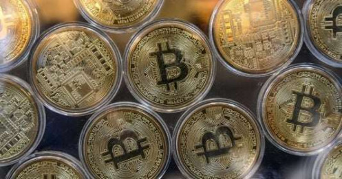 Bitcoin tăng lên mức cao kỷ lục mới khi dòng tiền đầu tư chảy vào tiền điện tử