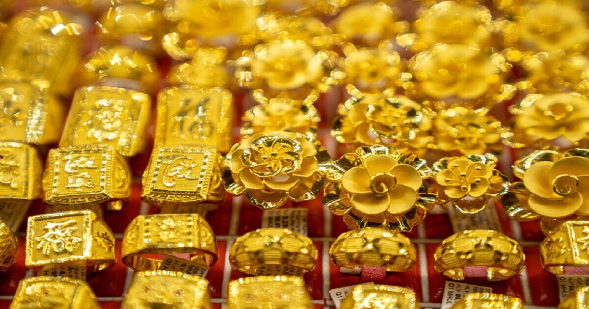 Chuyên gia thế giới cũng kinh ngạc khi giá vàng tăng sốc