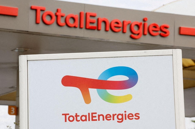 'Đại gia' năng lượng của Pháp TotalEnergies chia cổ tức
