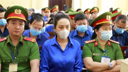 Bị cáo Trương Mỹ Lan hối hận vì kéo theo người đẹp doanh nhân vướng lao lý