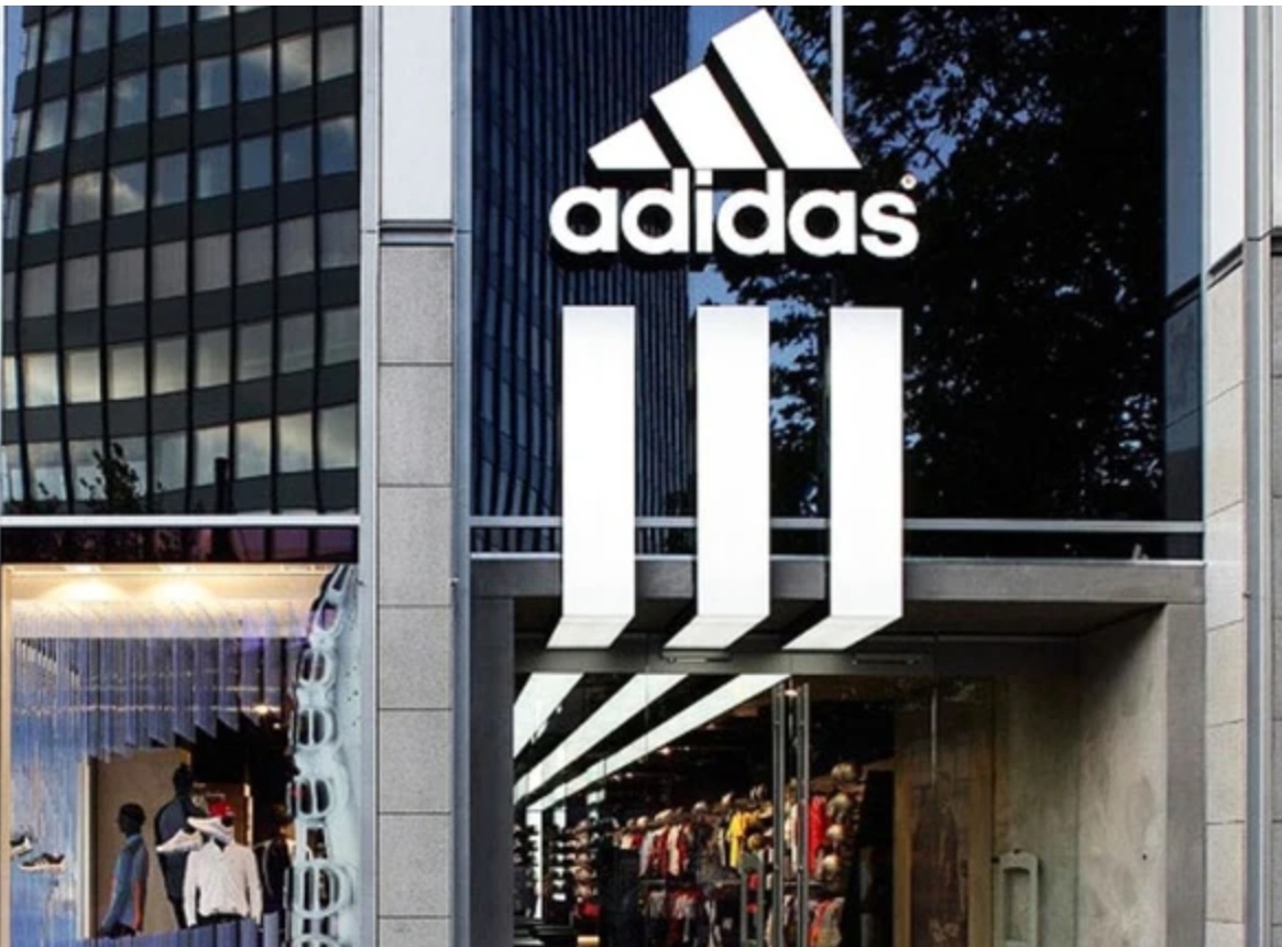 Điều gì dẫn tới việc Adidas lần đầu tiên báo lỗ sau 30 năm?