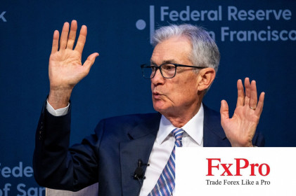 Fed tuyên bố nền kinh tế Mỹ đủ mạnh để trì hoãn việc cắt giảm lãi suất