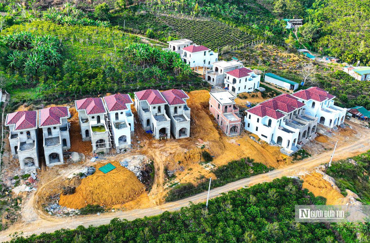 Lâm Đồng: Vì sao 22 căn biệt thự xây dựng trái phép chưa bị xử lý?