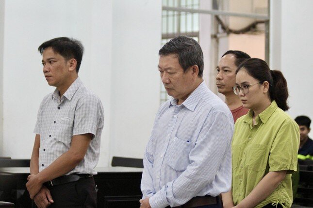 Cựu Giám đốc CDC Khánh Hòa lĩnh án 3 năm 6 tháng tù