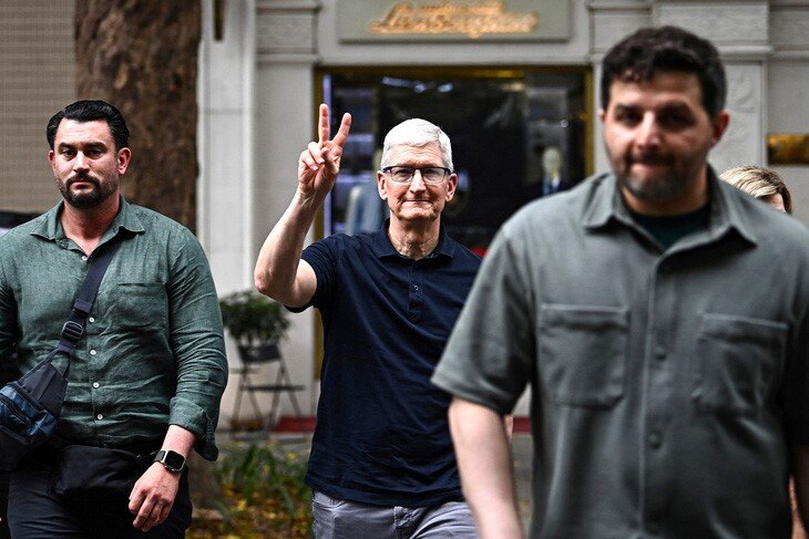 Hé lộ về cuộc sống kín tiếng của tỷ phú tự thân CEO Apple Tim Cook