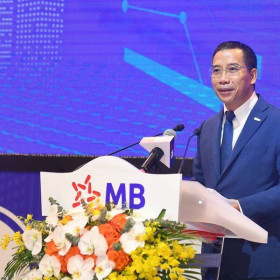 Chủ tịch MB thẳng thắn trả lời về dư nợ Novaland, Trung Nam và SCB