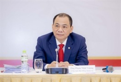 Chủ tịch Vingroup Phạm Nhật Vượng: Sẽ tiếp tục tài trợ “tiền túi” tối thiểu 1 tỷ USD cho VinFast
