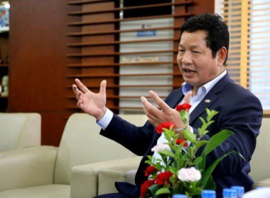 FPT phá đỉnh, ông Trương Gia Bình ngồi im vẫn "bỏ túi" 2.700 tỷ đồng