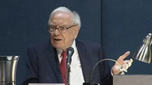 Cách Warren Buffett làm để đầu tư xuất sắc và sống hạnh phúc