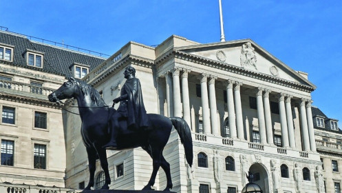 Khi nào Ngân hàng Trung ương Anh cắt giảm lãi suất?