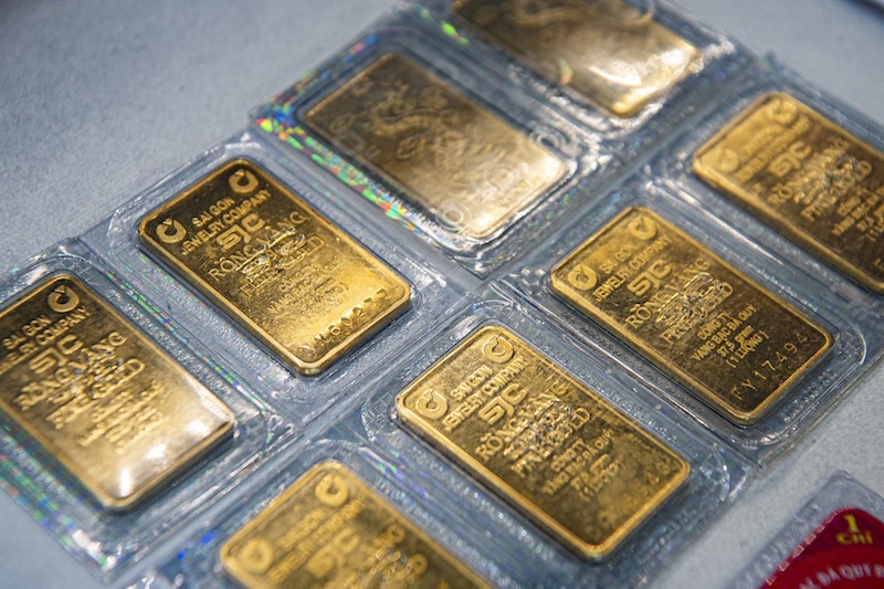 Lên đỉnh mới 87,5 triệu đồng/lượng, ai quyết định giá vàng?