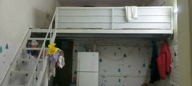 Hà Nội: Cư dân chung cư mini ‘chống nạng’ chật vật vì tiền thuê nhà ở tạm
