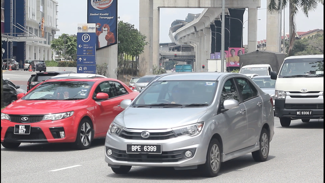 Malaysia vượt Thái Lan trở thành thị trường ô tô lớn thứ hai Đông Nam Á