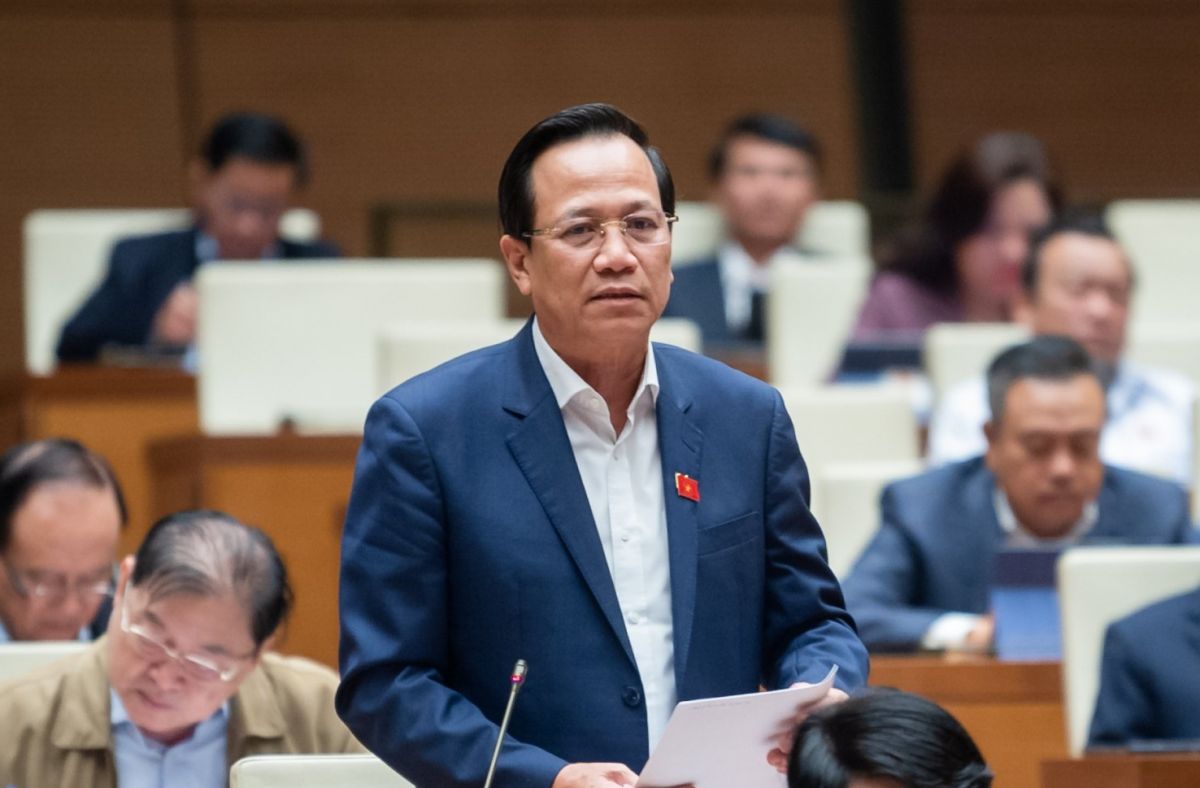 Bộ trưởng Đào Ngọc Dung nói về việc thu sai BHXH của chủ hộ kinh doanh