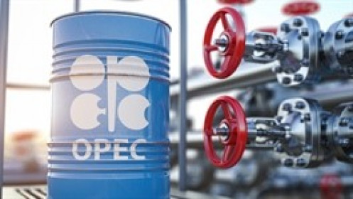 Dầu nối dài đà giảm sau khi OPEC+ công bố kế hoạch sản lượng