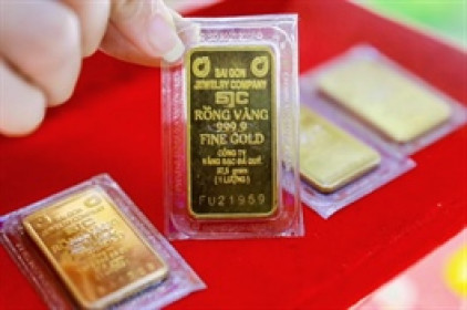 Chủ tịch UBND TPHCM yêu cầu SJC tăng năng lực sản xuất vàng miếng với khối lượng lớn