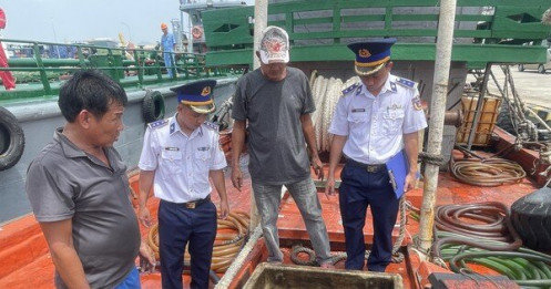 Cảnh sát biển phát hiện tàu cá vận chuyển 80.000 lít dầu D.O trái phép