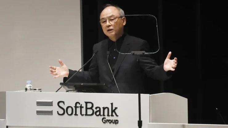 Tầm nhìn của CEO SoftBank: 10 năm tới sẽ xuất hiện AI thông minh hơn con người 10,000 lần