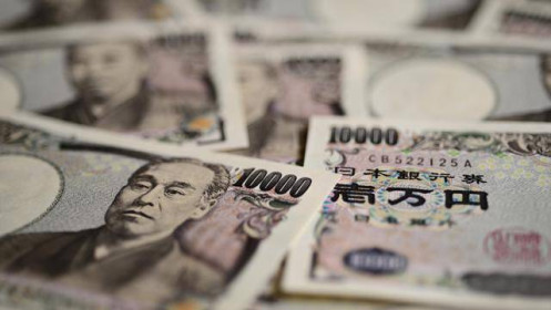 Đồng yên Nhật suýt thủng mốc 160 yên/USD, cảnh báo can thiệp gia tăng