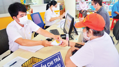 Tăng lương cơ sở: Bước điều chỉnh phù hợp