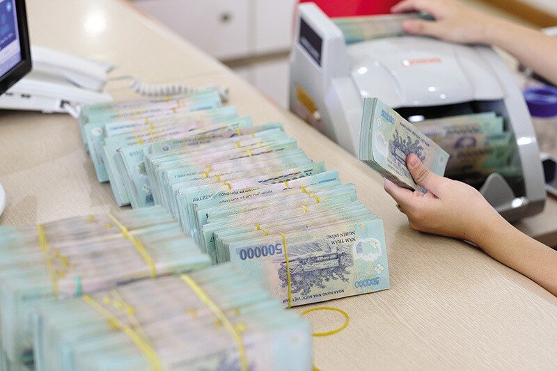 Xuất hiện 11 ngân hàng trả lãi từ 6%, dự báo lãi suất còn tăng
