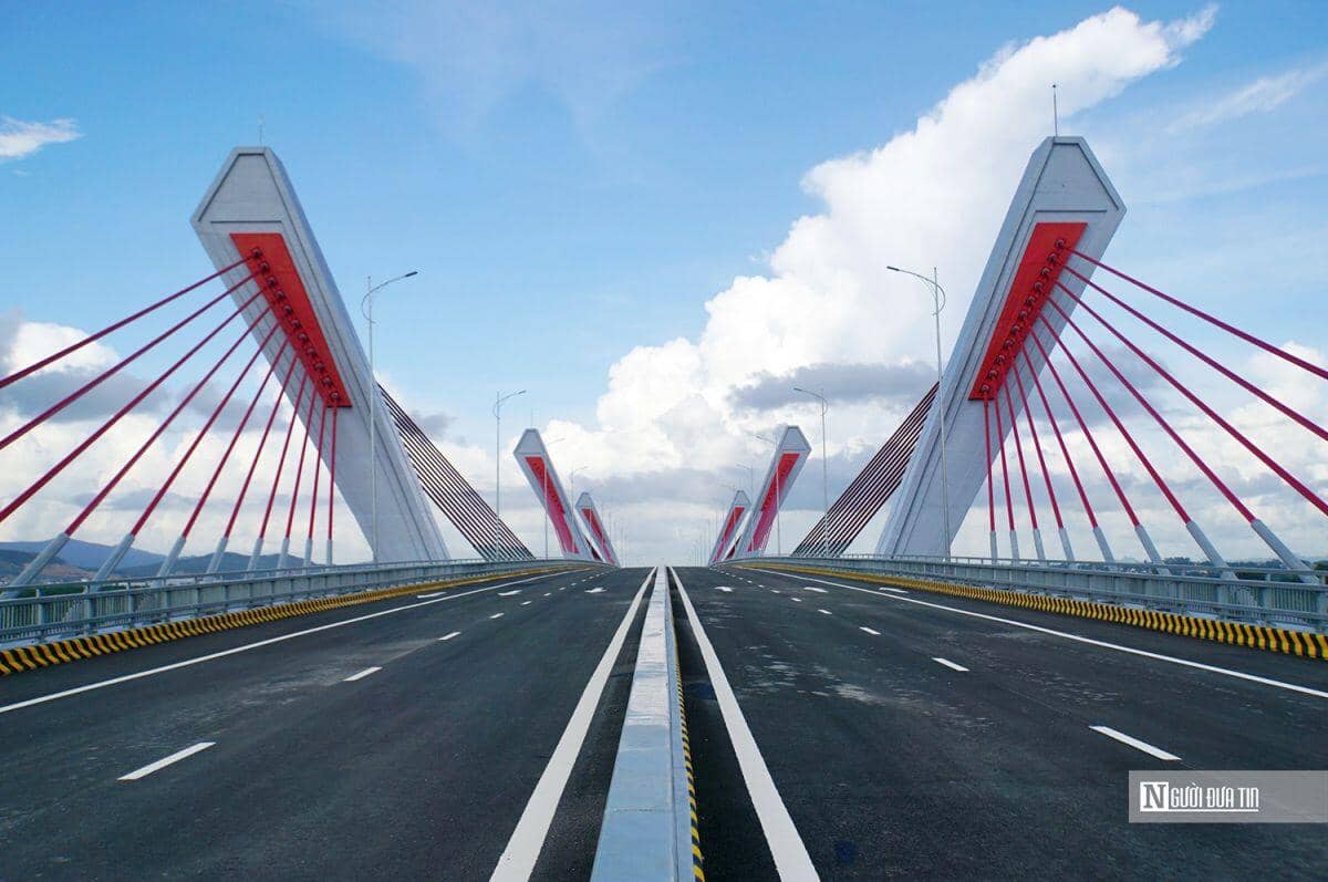 Cầu 2.000 tỷ nối Hải Phòng - Quảng Ninh “về đích” trong tháng 7/2024