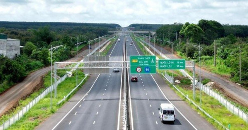 Thu phí cao tốc do Nhà nước đầu tư: Mức phí cao nhất ̉6.000 đồng/km