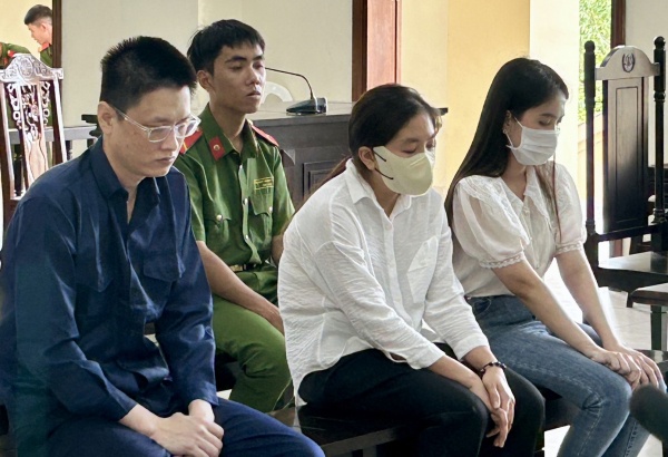 Trả hồ sơ, làm rõ dòng tiền Công ty Việt Á liên quan vụ án ở bệnh viện Cần Thơ