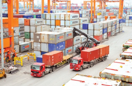 Xuất nhập khẩu vượt mốc 400 tỷ USD