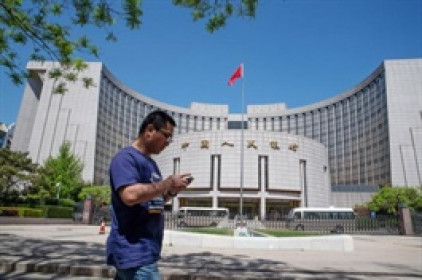 Trung Quốc bất ngờ hạ lãi suất mạnh nhất trong 4 năm