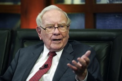 Bán mạnh Apple, Warren Buffett đầu tư vào hai lĩnh vực mới