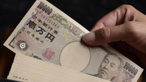 Các quỹ phòng hộ “rón rén” quay lại với carry-trade yên Nhật