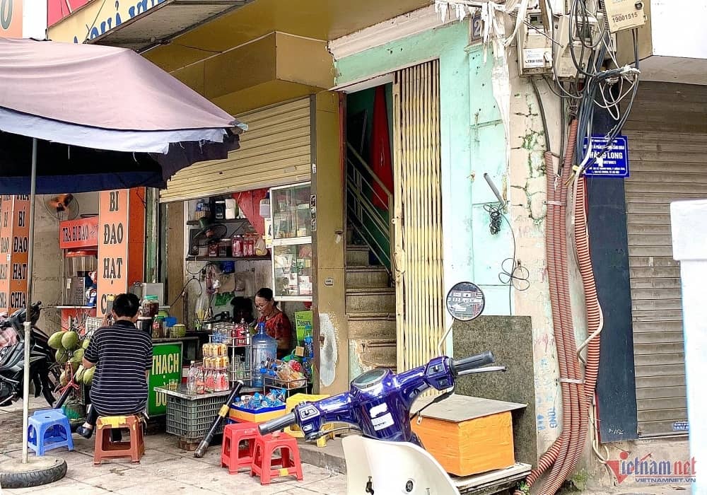 Nhà "siêu dị" 4m2 giữa Hà Nội, trả 1 tỷ/m2 không bán, bên trong gây bất ngờ