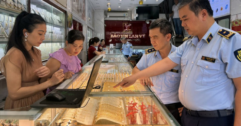 Tổng kiểm tra các doanh nghiệp kinh doanh vàng tại Hà Nội