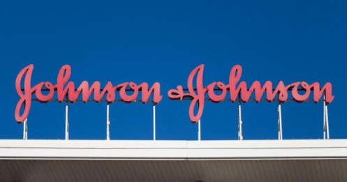 Theo chân các quỹ phòng hộ, Johnson & Johnson là cổ phiếu cổ tức có vị thế