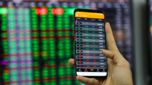 Top 3 cổ phiếu có thanh khoản tốt nhất thị trường cổ phiếu niêm yết HNX