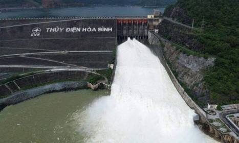 Hai hồ thủy điện lớn nhất miền Bắc đóng cửa xả đáy để đảm bảo an toàn hạ du