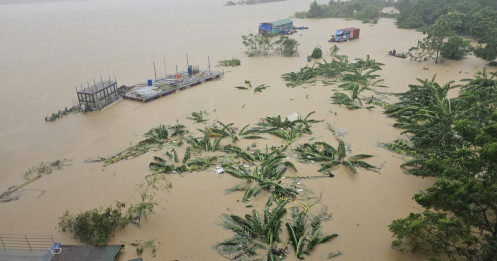 Hà Nội: Cấm các phương tiện thuỷ nội địa hoạt động trên sông, hồ