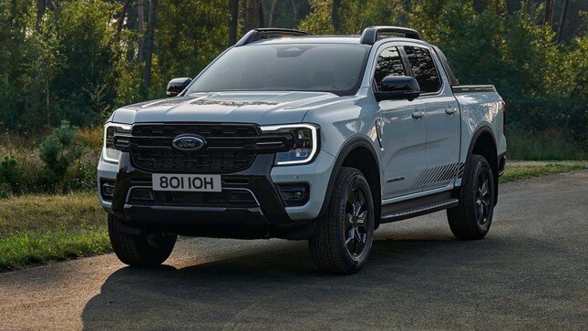 Ford Ranger trình làng phiên bản hybrid cắm sạc ảnh 1