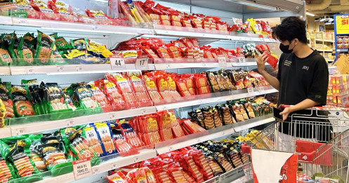 Siêu thị đồng loạt kích cầu giảm giá thời điểm cuối năm
