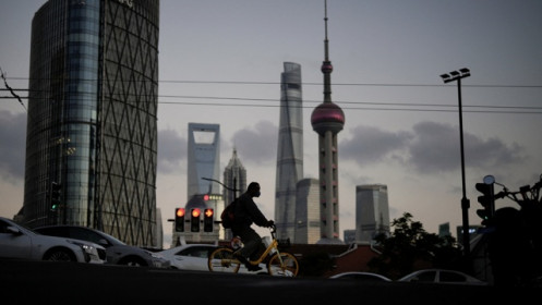 Trung Quốc tiếp tục đương đầu áp lực giảm phát